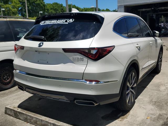 Photo of 2025 Platinum White Pearl Acura MDX