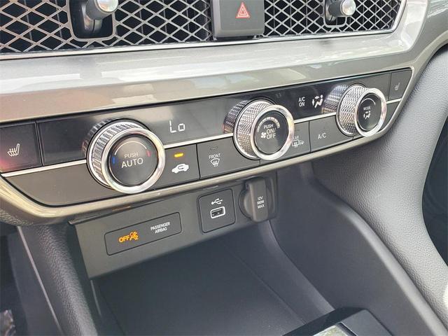 Photo of 2025 Majestic Black Pearl Acura Integra