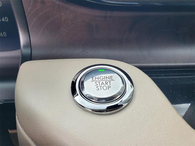 Photo of 2021 Iced Mocha Lincoln Aviator