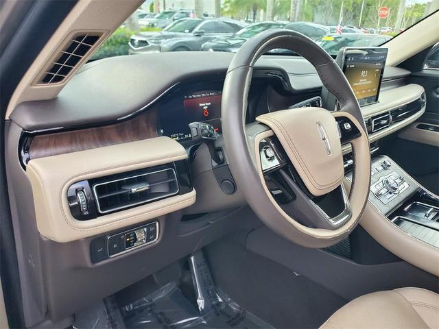 Photo of 2021 Iced Mocha Lincoln Aviator
