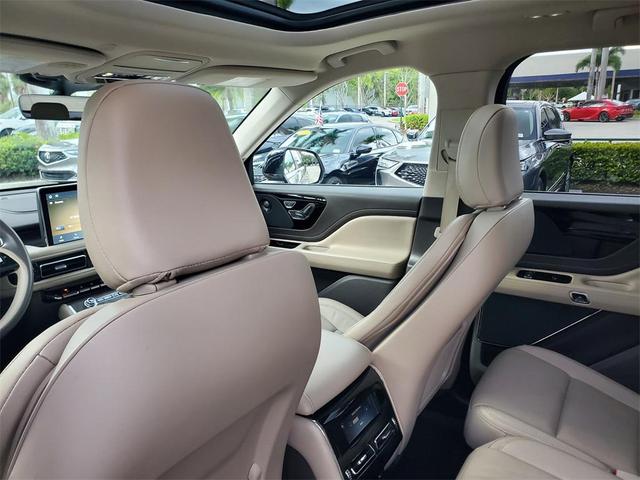 Photo of 2021 Iced Mocha Lincoln Aviator