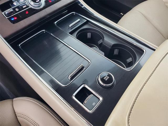 Photo of 2021 Iced Mocha Lincoln Aviator