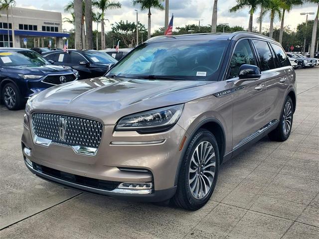 Photo of 2021 Iced Mocha Lincoln Aviator