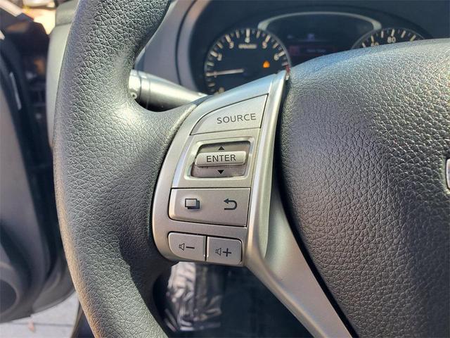 Photo of 2017 Gun Metallic Nissan Altima