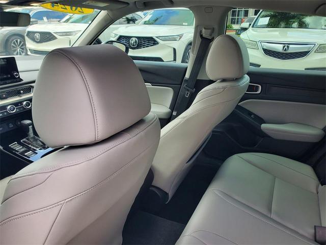Photo of 2024 Platinum White Pearl Acura Integra