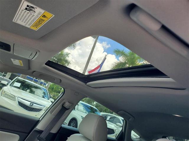 Photo of 2024 Platinum White Pearl Acura Integra