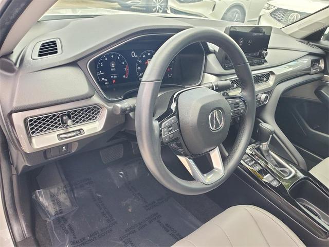 Photo of 2024 Platinum White Pearl Acura Integra