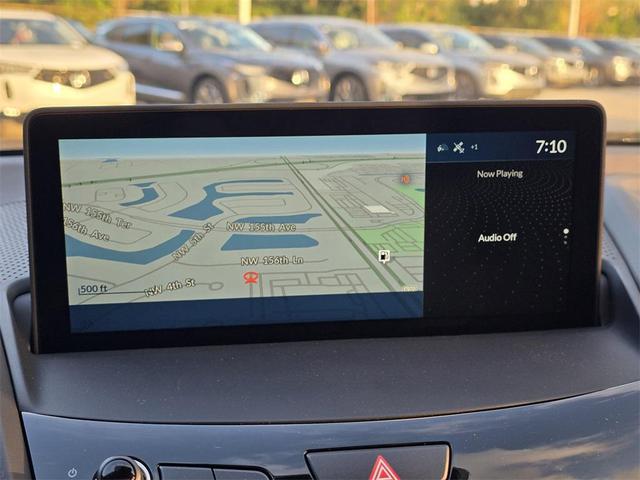 Photo of 2025 Platinum Acura RDX