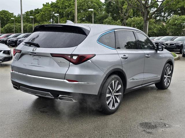 Photo of 2026 Silver Metallic Acura MDX