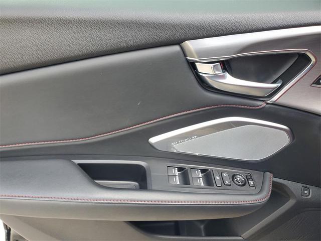 Photo of 2021 Black Acura RDX
