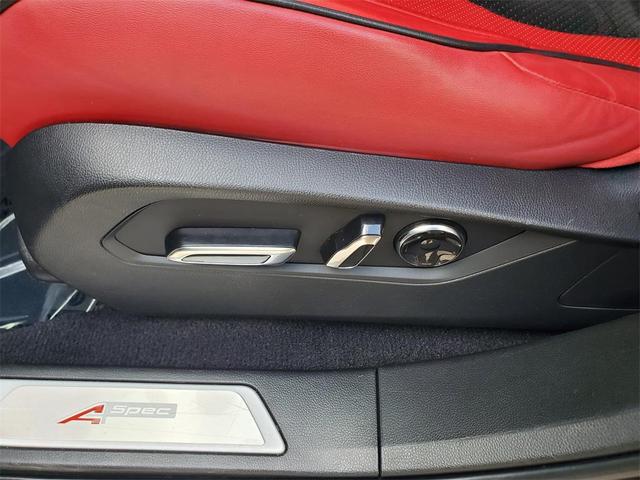Photo of 2021 Black Acura RDX