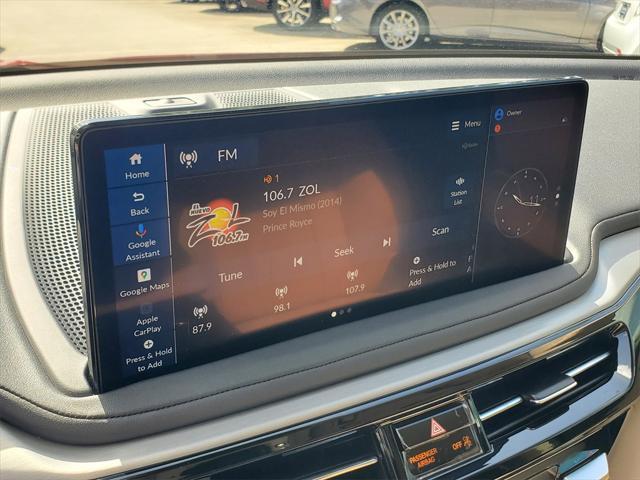 Photo of 2025 Performance Red Pearl Acura MDX