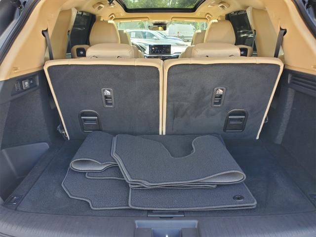 Photo of 2025 Performance Red Pearl Acura MDX