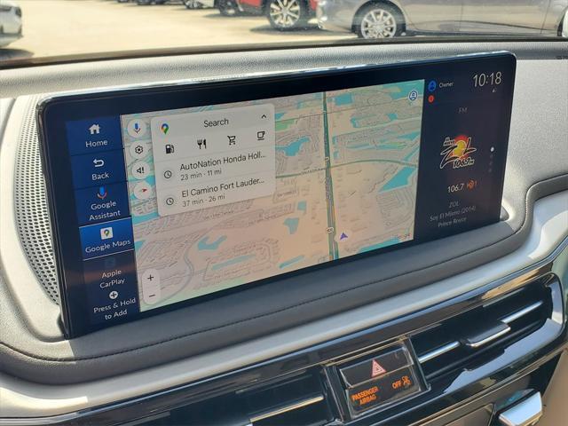 Photo of 2025 Performance Red Pearl Acura MDX