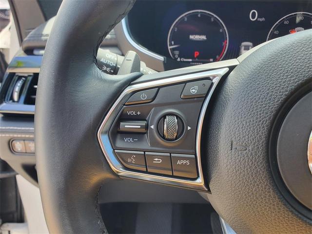Photo of 2023 Platinum White Pearl Acura MDX