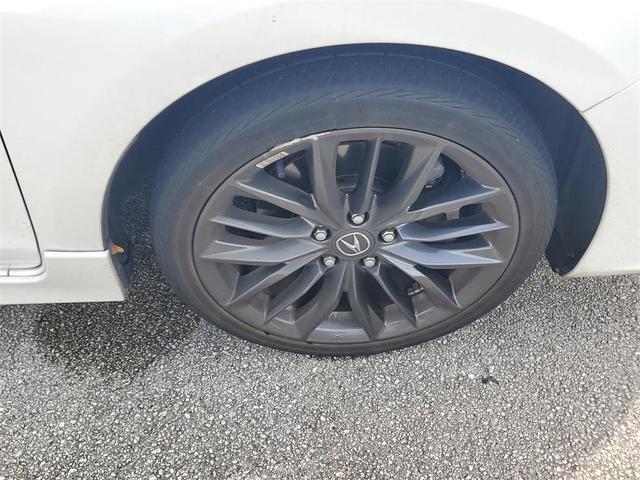 Photo of 2021 Platinum White Pearl Acura ILX