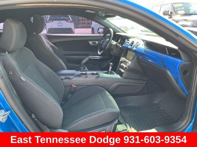 Photo of 2019 Blue Ford Mustang