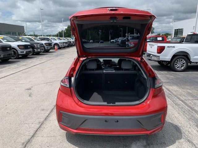 Photo of 2022 Scarlet Red Pearl Hyundai IONIQ Hybrid