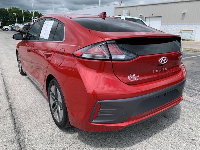 Photo of 2022 Scarlet Red Pearl Hyundai IONIQ Hybrid