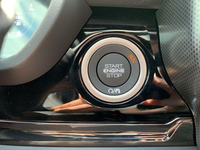 Photo of 2025 Ceramic White RAM 2500