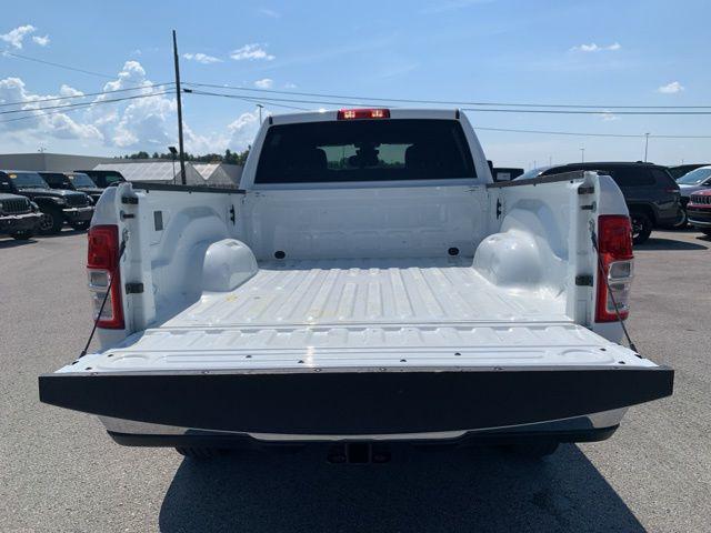 Photo of 2024 Bright White Clearcoat RAM 2500