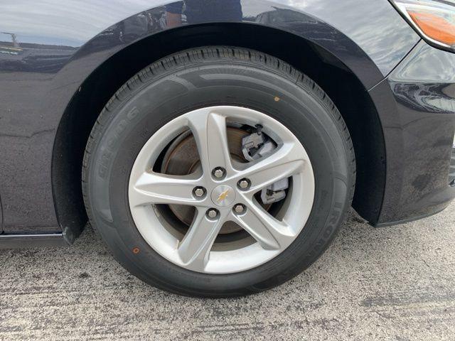 Photo of 2022 Dark Ash Metallic Chevrolet Malibu