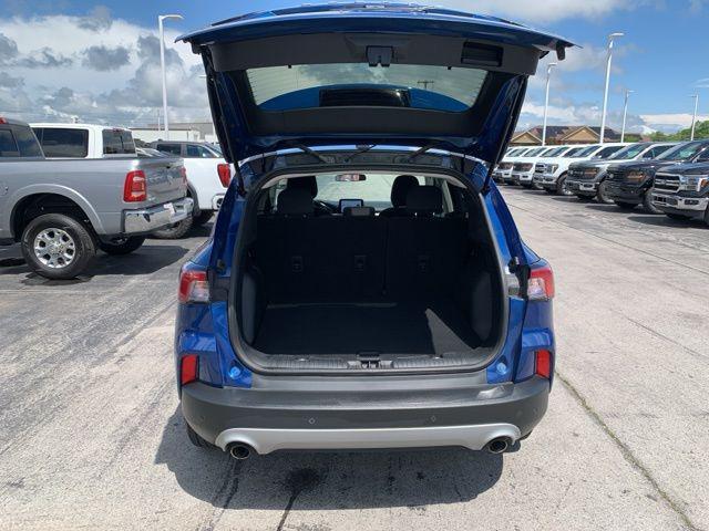 Photo of 2022 Blue Metallic Ford Escape