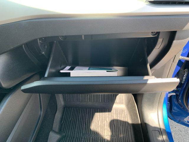 Photo of 2022 Blue Metallic Ford Escape