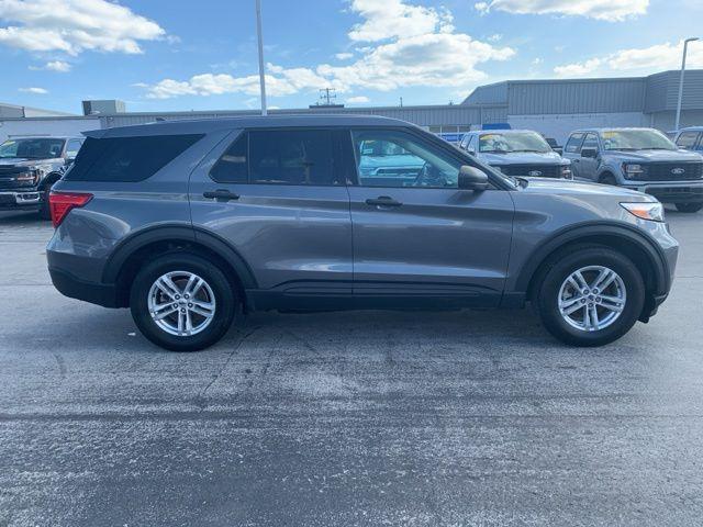 Photo of 2022 Carbonized Gray Metallic Ford Explorer
