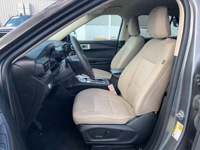 Photo of 2022 Carbonized Gray Metallic Ford Explorer