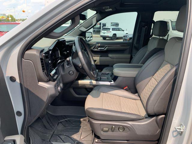 Photo of 2024 Slate Gray Metallic Chevrolet Silverado 1500