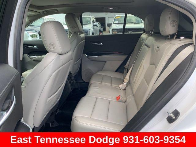 Photo of 2020 Crystal White Tricoat Cadillac XT4