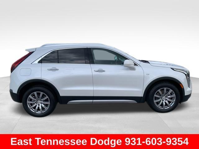 Photo of 2020 Crystal White Tricoat Cadillac XT4