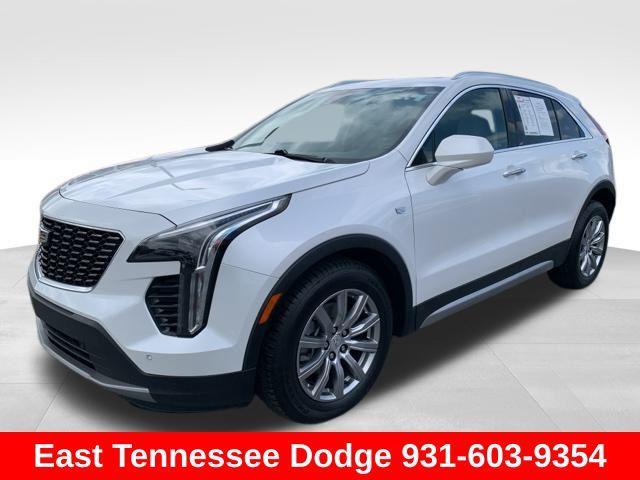 Photo of 2020 Crystal White Tricoat Cadillac XT4
