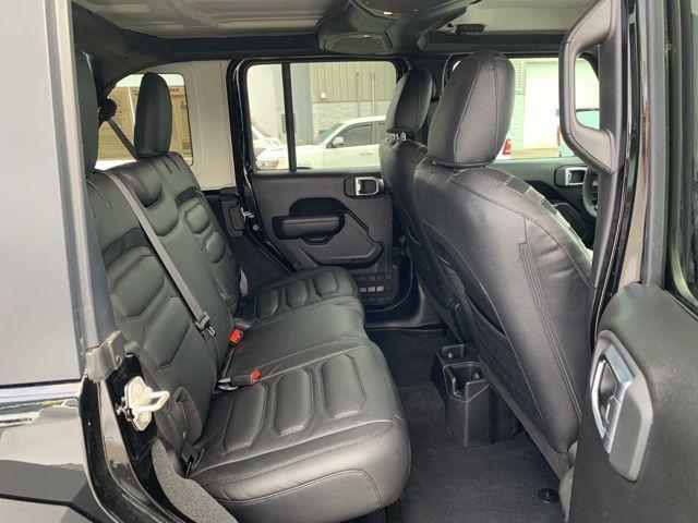 Photo of 2024 Black Clearcoat Jeep Wrangler