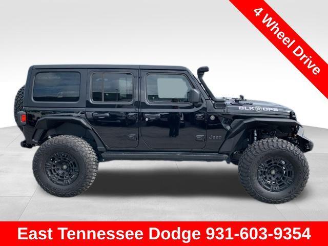 Photo of 2024 Black Clearcoat Jeep Wrangler