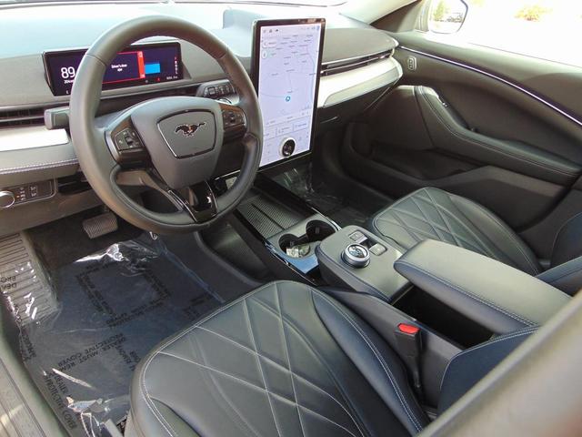 Photo of 2021 Star White Metallic Tri-Coat Ford Mustang Mach-E
