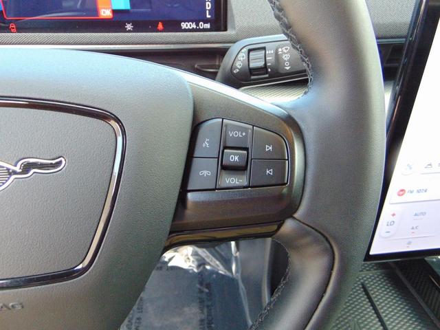Photo of 2021 Star White Metallic Tri-Coat Ford Mustang Mach-E