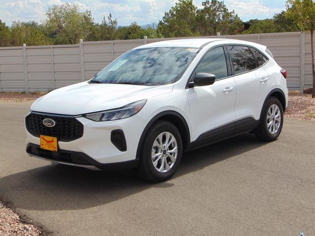 Photo of 2025 Oxford White Ford Escape