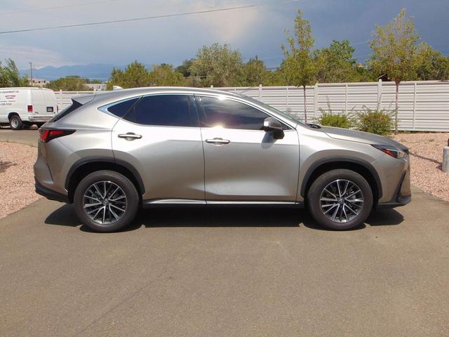 Photo of 2022 Atomic Silver Lexus NX 350