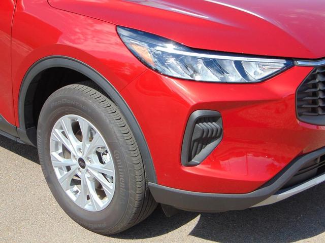 Photo of 2025 Rapid Red Metallic Tinted Clearcoat Ford Escape