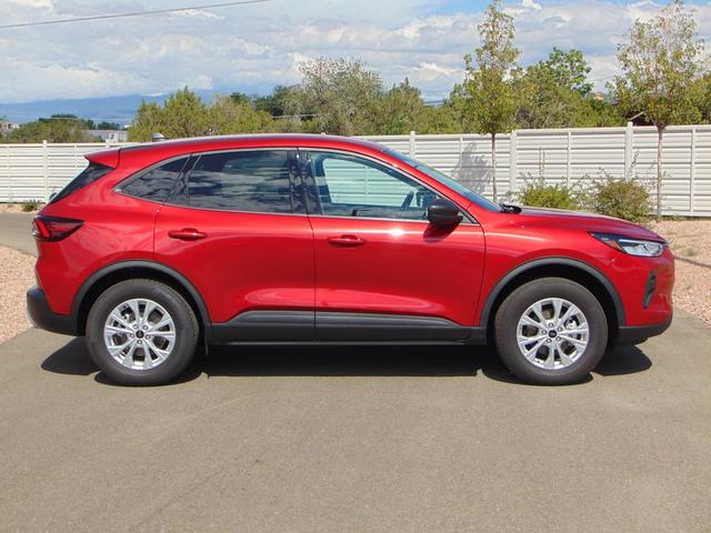 Photo of 2025 Rapid Red Metallic Tinted Clearcoat Ford Escape