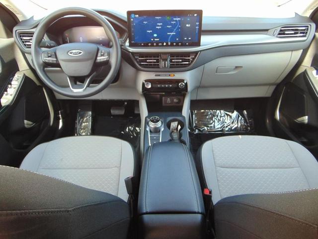 Photo of 2025 Rapid Red Metallic Tinted Clearcoat Ford Escape