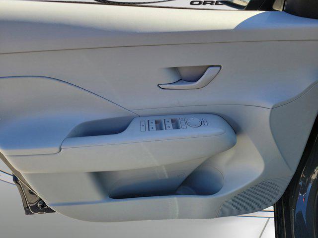 Photo of 2025 Ecotronic Gray Pearl Hyundai KONA