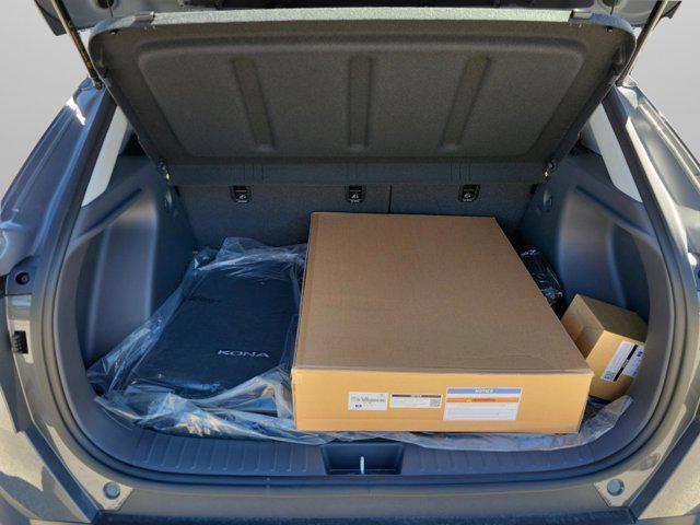 Photo of 2025 Ecotronic Gray Pearl Hyundai KONA