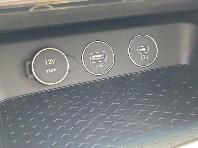 Photo of 2026 Vik Black Genesis G70
