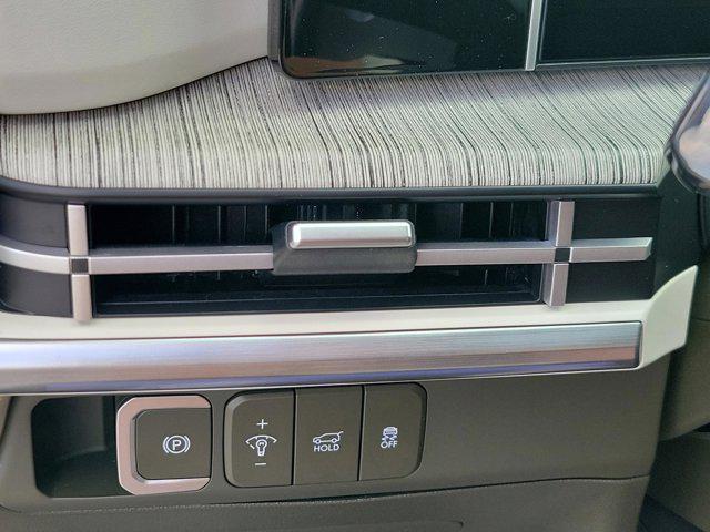 Photo of 2025 Earthy Brass Matte Hyundai SANTA FE HEV
