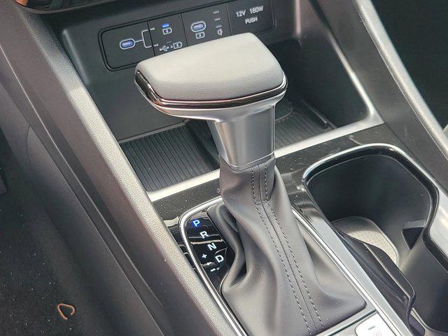 Photo of 2025 Shimmering Silver Hyundai TUCSON