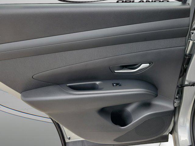 Photo of 2025 Shimmering Silver Hyundai TUCSON