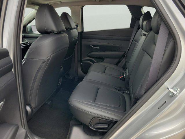Photo of 2025 Shimmering Silver Hyundai TUCSON